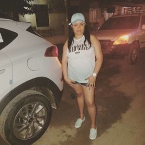 Meet your Posher, Yohanna